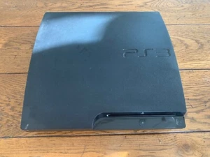 Sony PlayStation 3 CECH-G03 40GB Console - Black - Picture 1 of 3
