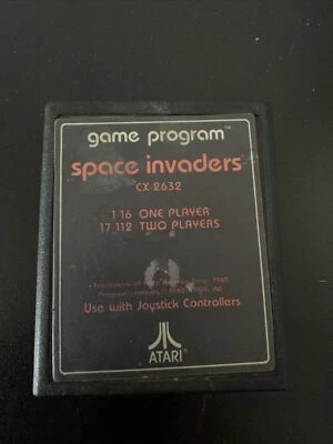 Space Invaders (Atari 2600, 1980) - Image 1 of 3