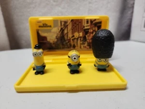 3 Micro Min. W Yellow Container Universal Studios Thinkway Toys British Minions  - Picture 1 of 5