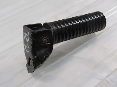 Clavija trasera derecha para pasajero Honda 1976 CB550 K CB 550 Fours OEM Foto 1 de 4