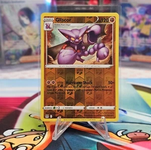 Gliscor - 096/196 - Lost Origin - Pokemon TCG - Reverse Holo - NM - Picture 1 of 2