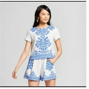 Xhilaration Boho Shorts Set Size Small Top Medium NEW NWT White Blue Print - Bild 1 von 3
