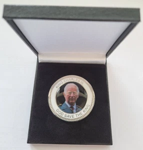 King Charles III God Save The King Commemorative Coin In Box - Picture 1 of 4