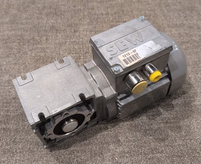 NEW SEW EURODRIVE WA10 DT56L4/BMG/HR GEAR MOTOR WA10DT56L4BMGHR - image 1 of 4