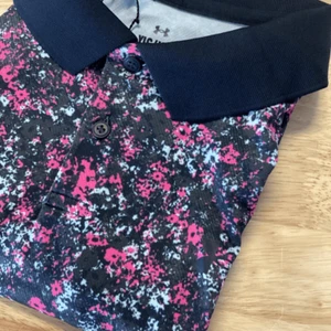NWT Boys Under Armour Tech Performance Floral Speckle Polo - Picture 1 of 6