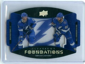 2020-21 Upper Deck Clear Cut Foundation #CCF-KP Brayden Point/Nikita Kucherov - Bild 1 von 2
