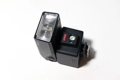 Metz Mecablitz M400 Compact Flash for Fujifilm - Image 1 of 4