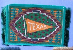 c1910s cigarette / tobacco felt  UNIVERSITY OF TEXAS  green border medium size - Picture 1 of 1