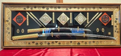 Marco de espada de arte japonés - Los tres grandes generales: Oda, Toyotomi, Tokugawa Foto 1 de 4