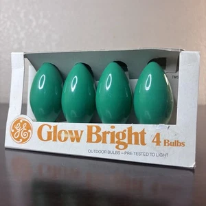 Vintage GE Glow Bright Lights 4 Green Bulbs Christmas String Holiday Deadatick - Picture 1 of 9
