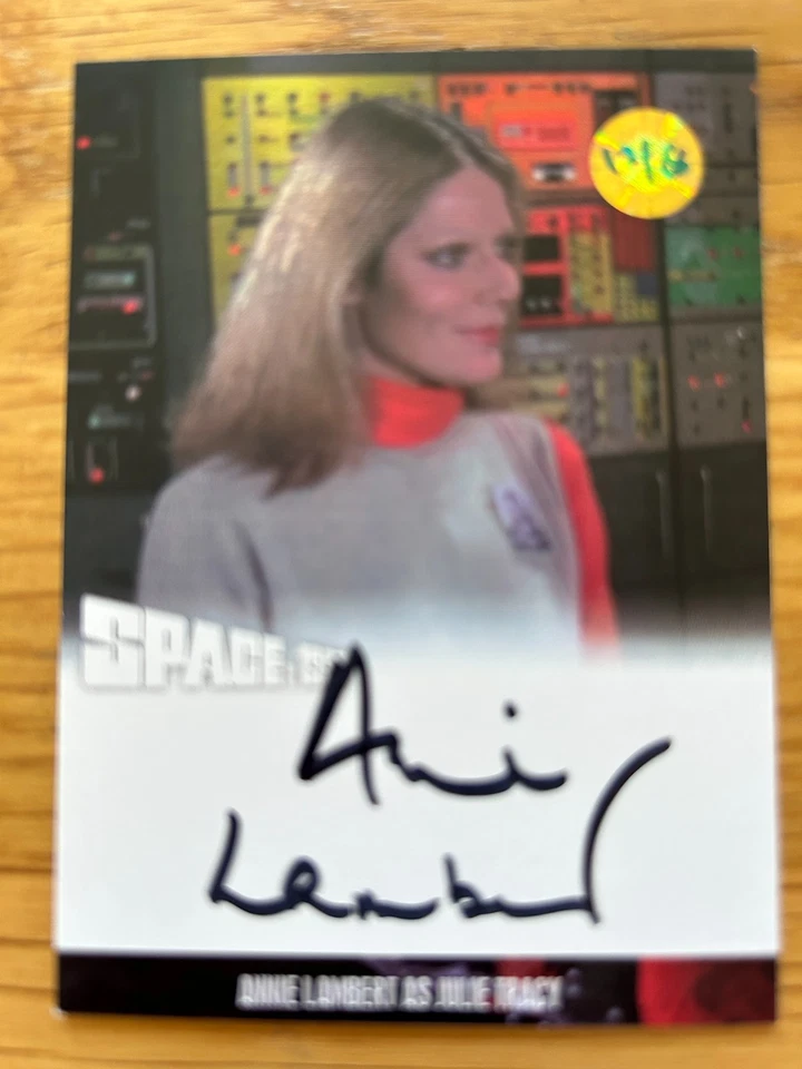 SPACE 1999 SERIES 4: AUTOGRAPH CARD: ANNIE LAMBERT AS JULIE TRACY AL2 xx/18 - Image 1 of 1