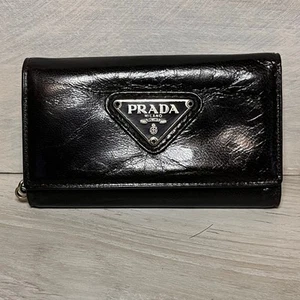 Authentic Prada Milano Black Leather Key Holder with Box & Authenticity Card - Picture 1 of 10