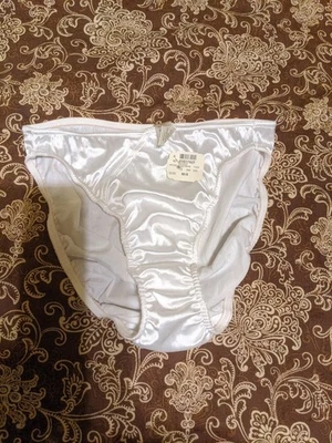 Bragas de Colección Victoria's Secret Satén Segunda Piel Talla M/6 Foto 1 de 4