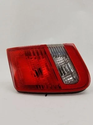 Passenger Tail Light Sedan 4 Door Lid Mounted Fits 03-07 SAAB 9-3 340424 - Image 1 of 2