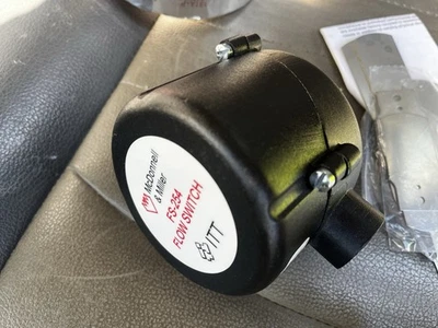 Interruptor de flujo de líquido de uso general McDonnell Miller FS254 Foto 1 de 4
