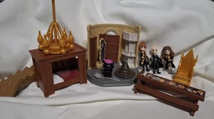 Harry Potter Magical Minis Playset With Various Character Dolls - Picture 1 of 5