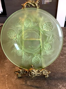 Art Deco Green Frosted Embossed Glass Plate - Picture 1 of 19