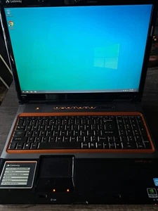 Gateway P-7815u FX 17" Gaming laptop, 8GB Memory 500GB HDD, 1GB Graphics - Picture 1 of 9