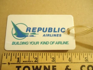 Republic Airlines unused luggage tag - Picture 1 of 2