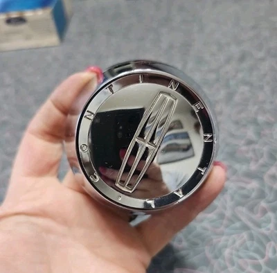 OEM 1998-2002 Lincoln Continental CHROME Alloy Wheel Center Cap # F80C-1A096-BC - Image 1 of 4