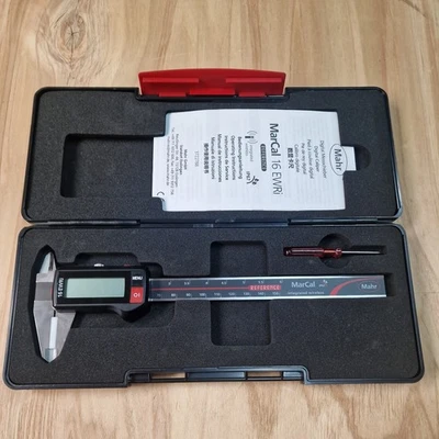 Mahr 16 EWRi-C Digitaler Messschieber 150 mm Keramik Backen, rundes Tiefenmaß - Bild 1 von 4