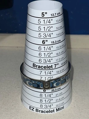 Brazalete Brazalete COACH Signature C Esmalte Azul Tono Plateado Usado Foto 1 de 4