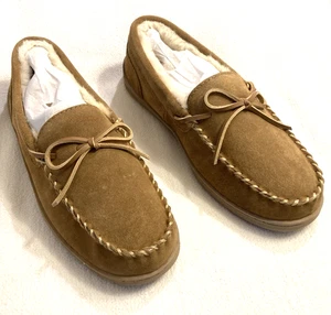 My Slippers, My Pillow, Moc Toe Tan Suede Slippers Men's Sz 9-9.5W,  NWOB - Picture 1 of 12