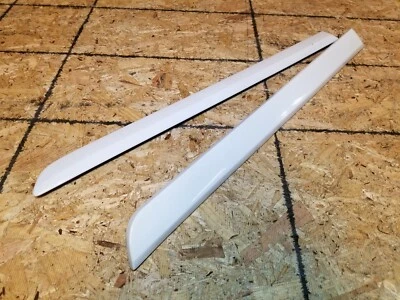 06 07 08 09 10 11 VOLVO S40 MOLDURA PUERTA CONDUCTOR TRASERA IZQUIERDA 2 piezas OEM Foto 1 de 4