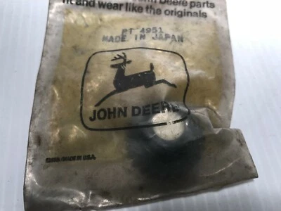 PT4951  GENUINE John Deere Original Equipment   SPROCKET GEAR - Image 1 of 2