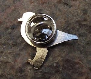 Common Ringed Plover Seaside Shore Wading Bird Ocean Wildlife Brooch Pin Badge - Picture 1 of 2