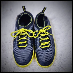 Boy's C9 Champion Mesh Water Shoes Size 5 - Picture 1 of 9