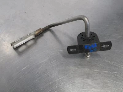 EB1392 2014 14 MCLAREN MP4-12C DERECHA DERECHA DERECHA ESCAPE TRASERO SUSPENSIÓN MONTAJE Foto 1 de 4