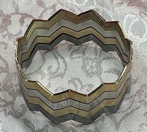 Vintage Zig Zag Chevron Shape Bracelet Tri-Color Four Bangles Stainless Steel - Picture 1 of 4