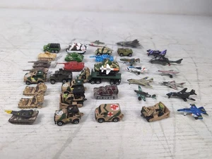 Vtg Micro Machines Military 35 Planes/Jets/Tanks/Transports/Helicopter - Galoop - Picture 1 of 8