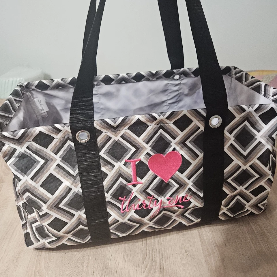 Thirty-One 实用托特包大号 I Love Thirty-One 刺绣储物袋 — 第 1/4 张图片