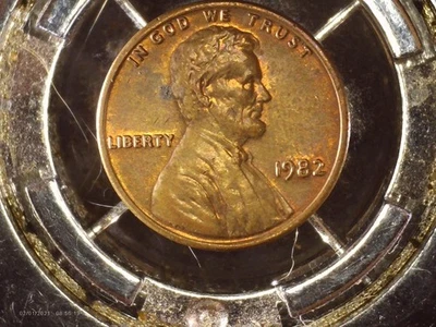 1982 Lincoln Memorial Penny Rare Condition Mint Errors DDO DDR Fine Brilliant BU - Image 1 of 2