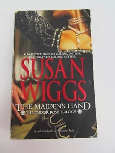 The Maiden's Hand by Susan Wiggs (Paperback / softback) Romance Novel 2009 - Picture 1 of 7