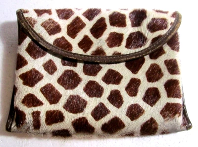 Monedero/cartera/bolsa forrada de piel sintética de jirafa aprox 4" X 5+" cierre a presión  Foto 1 de 3