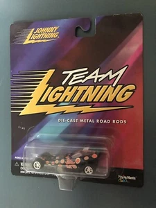 NEW Vintage 2000 Johnny Lightning TEAM Pink Panther Metal Car Sealed - Picture 1 of 3