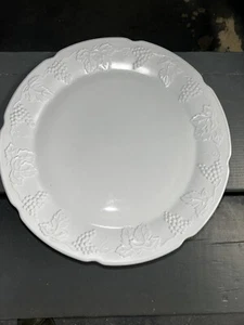 VINTAGE MILK GLASS OPAQUE WHITE ROUND TRAY PLATTER GRAPEVINE EMBOSSED 14" - Picture 1 of 4