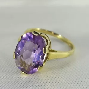Ansprechender Amethyst Ring 333 Gold Goldring Goldschmuck / CU 304(25) - Bild 1 von 6