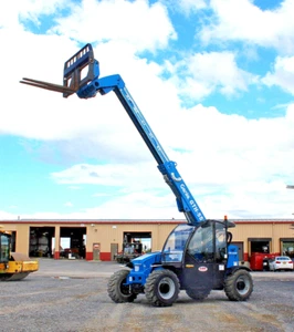 2023 Genie GTH-5519 19ft 5500 lb 4WD Forklift Telehandler - Picture 1 of 19
