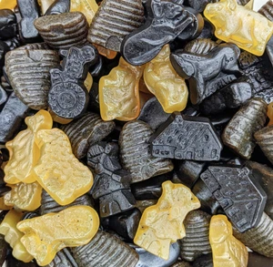 K&H DUTCH LIQUORICE MIX Pick n Mix Candy Sweets Holland Netherlands Salty Sweet - Picture 1 of 4
