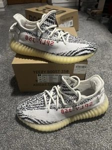 Adidas Yeezy 350 V2 Zebra Size 6 Preowned - Picture 1 of 9