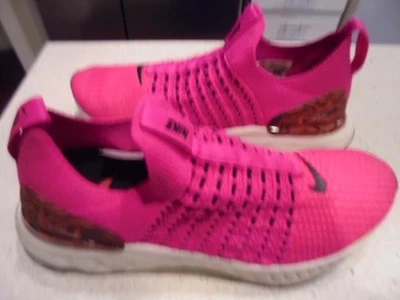 Mujer Rosa/Cebra Nike React Phantom Run Flyknit 2 Zapatos para Correr Talla 9.5 Bonito1 Foto 1 de 4