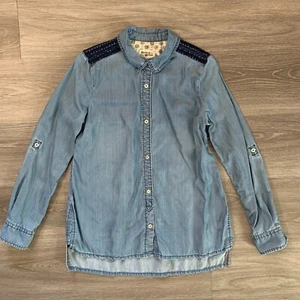 Holding Horses Embroidered Chambray Shirt Button Up Womens Small Blue Denim - Picture 1 of 13