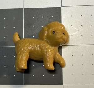 MINIATUR BRAUNER WELPE HUND 1" FIGUR MARKENLOS (MA1382B) - Bild 1 von 2
