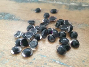 ♡Nr.C73b - 20 uds cabujones de vidrio antiguos bicolor cristal negro 10 x 8 mm ♡ - Imagen 1 de 2
