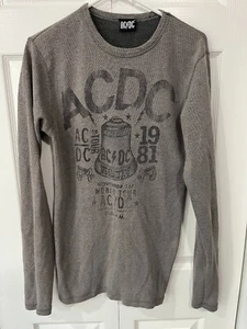 AC/DC Mens Nov 16 1981 World Tour Shirt Small Gray Long Sleeve We Salute You - Picture 1 of 2