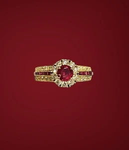Anillo de rubí de diamantes de oro amarillo de 18 quilates Van Cleef & Arpels - Imagen 1 de 4